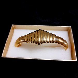 Napier Gold Stretch Women's Bracelet